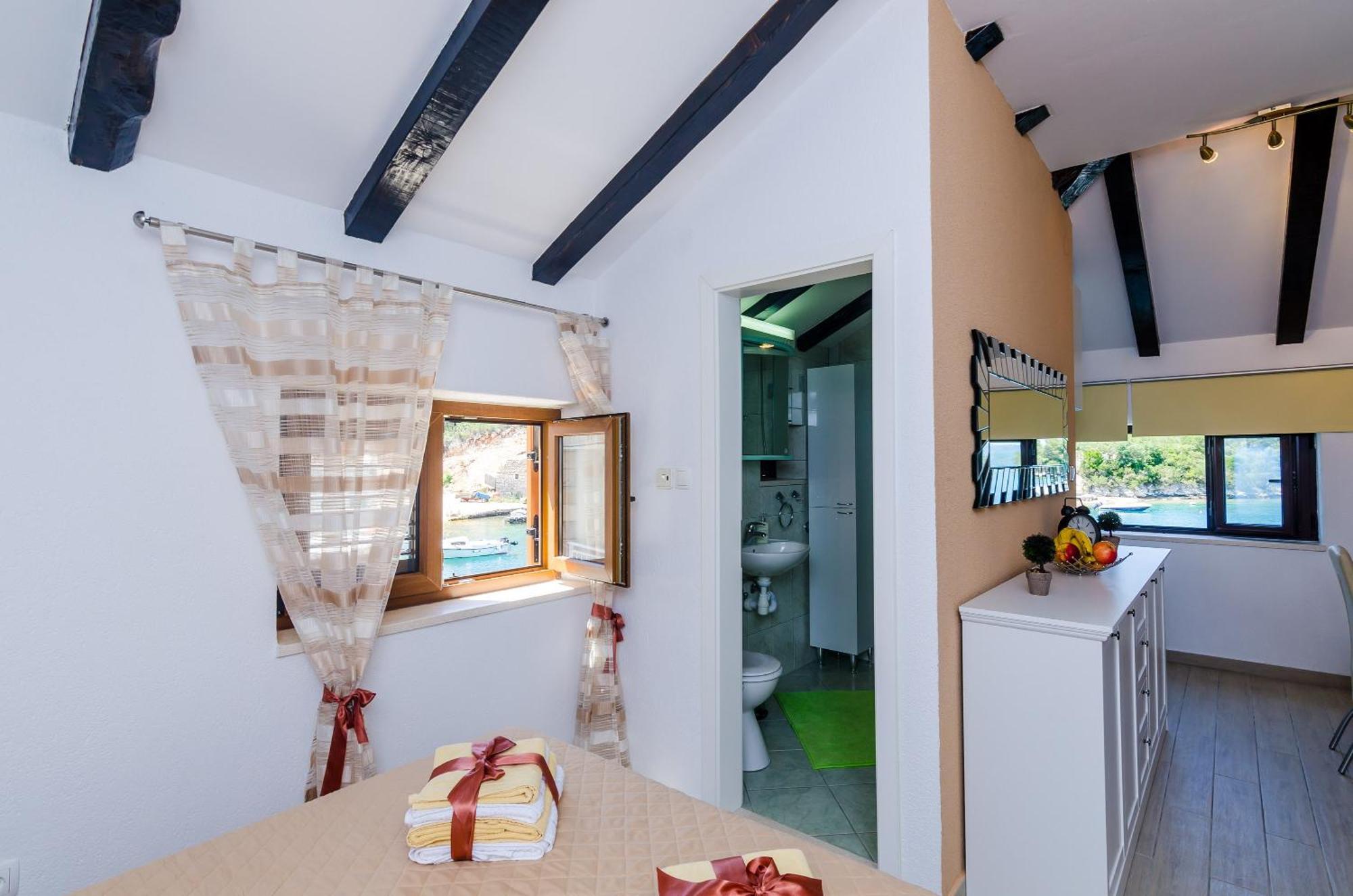 Apartments Melany Slano Exterior photo